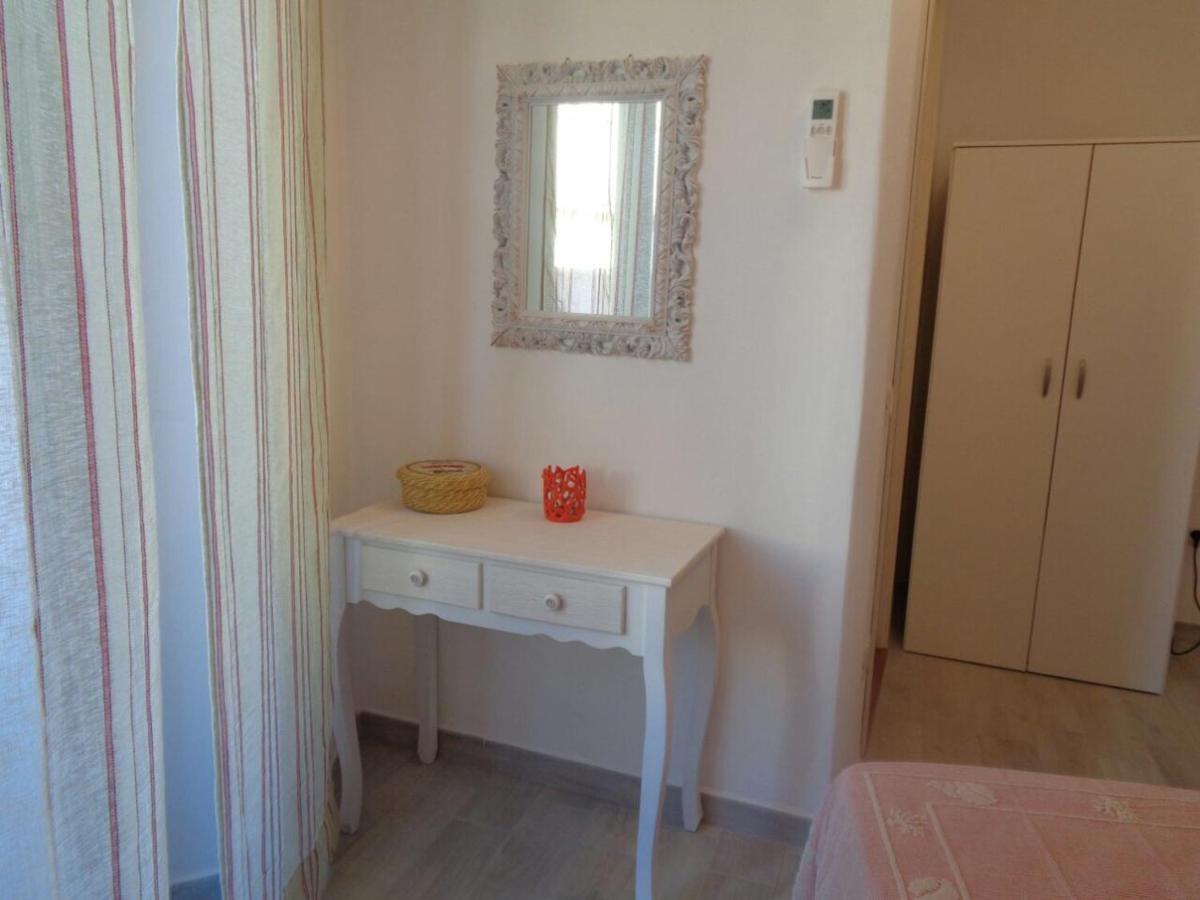 Sardinia-Holiday Spargi Suite & Rooms Λα Μανταλένα Εξωτερικό φωτογραφία